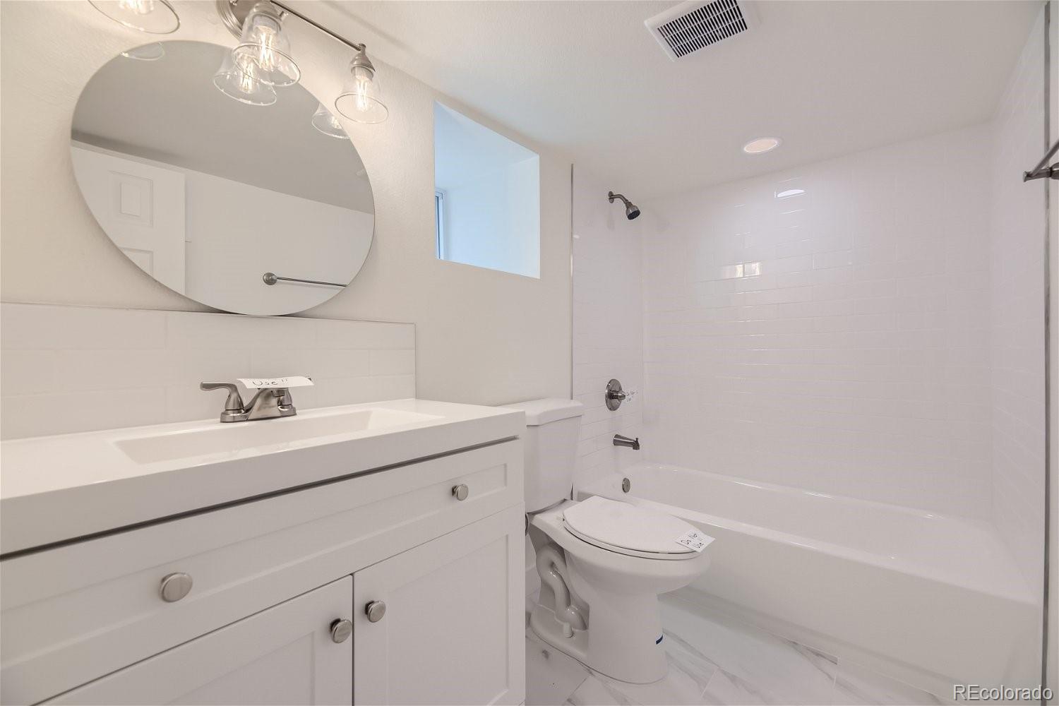 MLS Image #9 for 3275 s decatur street,denver, Colorado