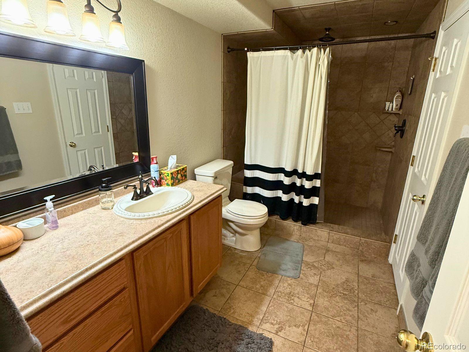 MLS Image #19 for 11560  river run circle,commerce city, Colorado
