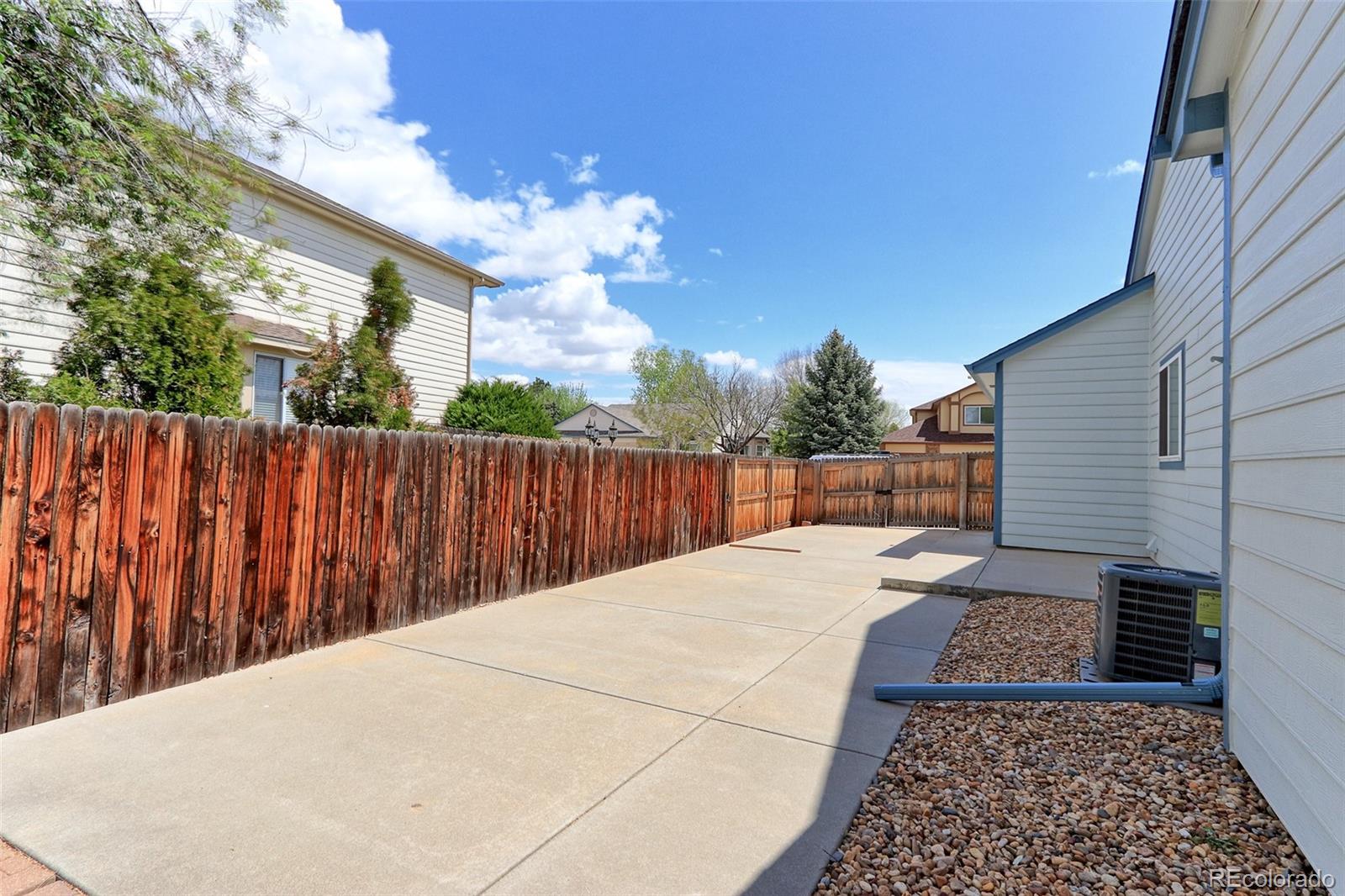 MLS Image #20 for 12935  lake circle drive,thornton, Colorado