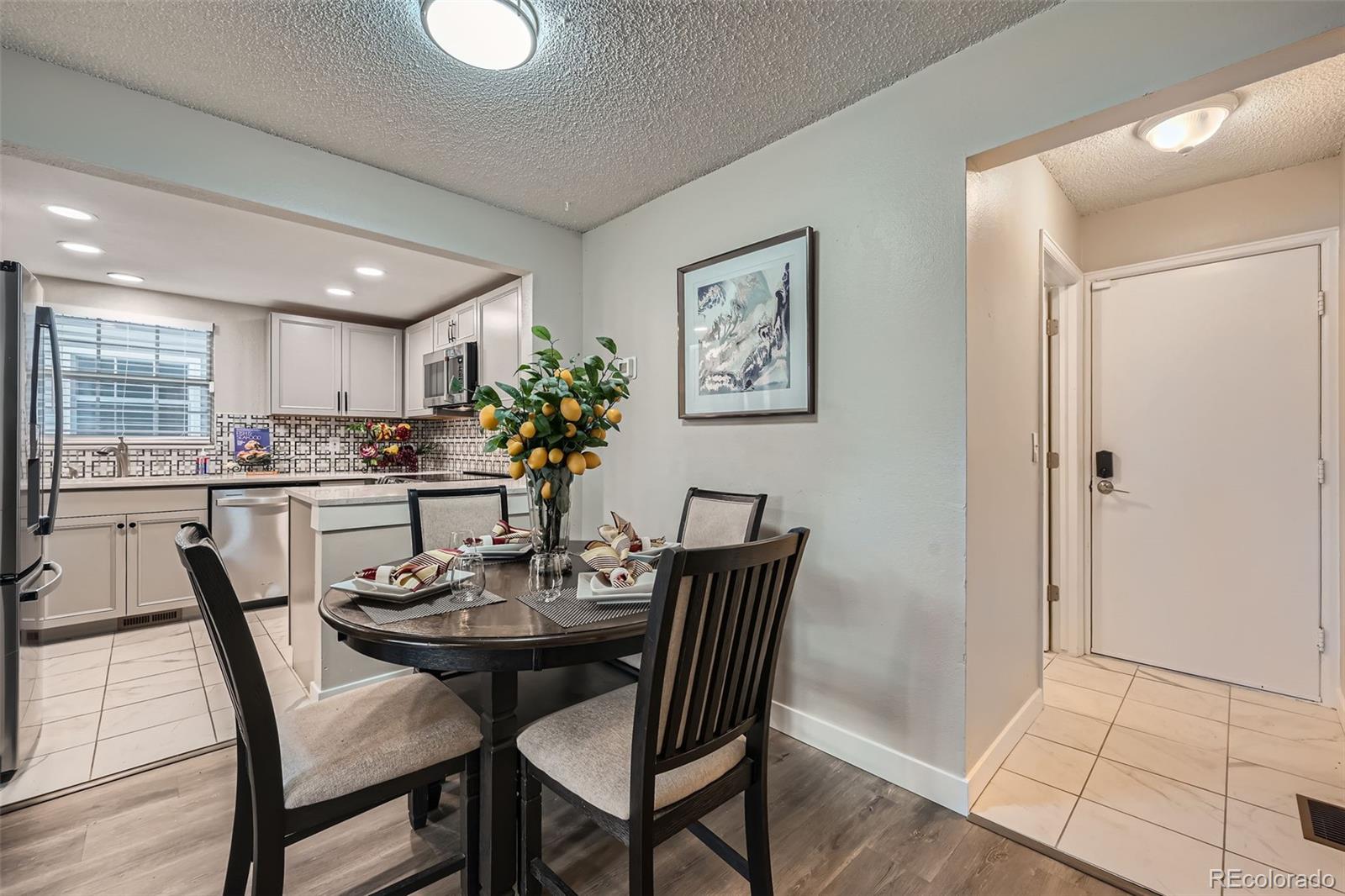 MLS Image #5 for 12685 e pacific circle b,aurora, Colorado