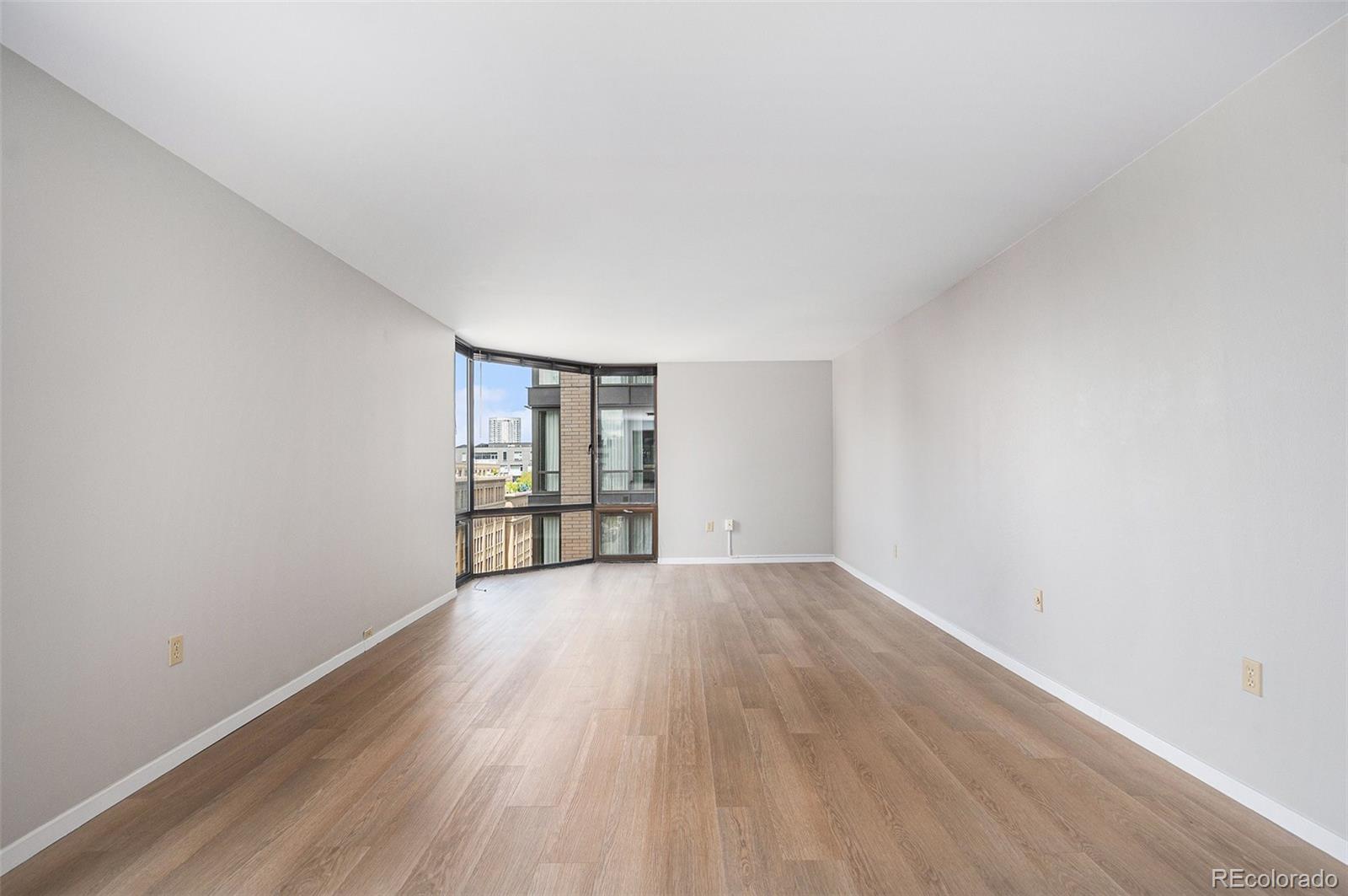 MLS Image #15 for 1625  larimer street,denver, Colorado