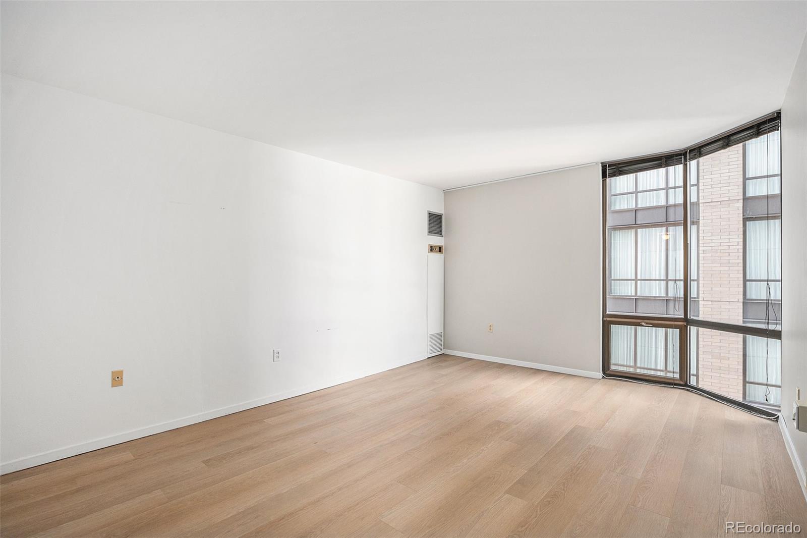 MLS Image #16 for 1625  larimer street,denver, Colorado