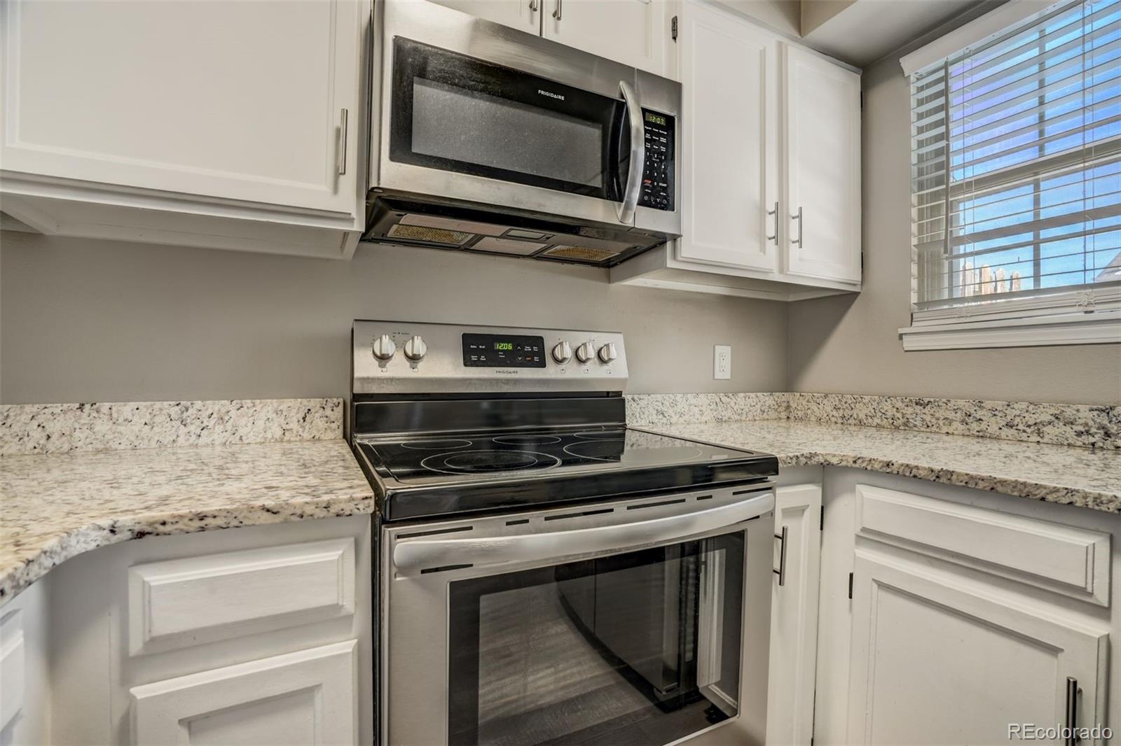 MLS Image #11 for 3618  queen anne way,colorado springs, Colorado