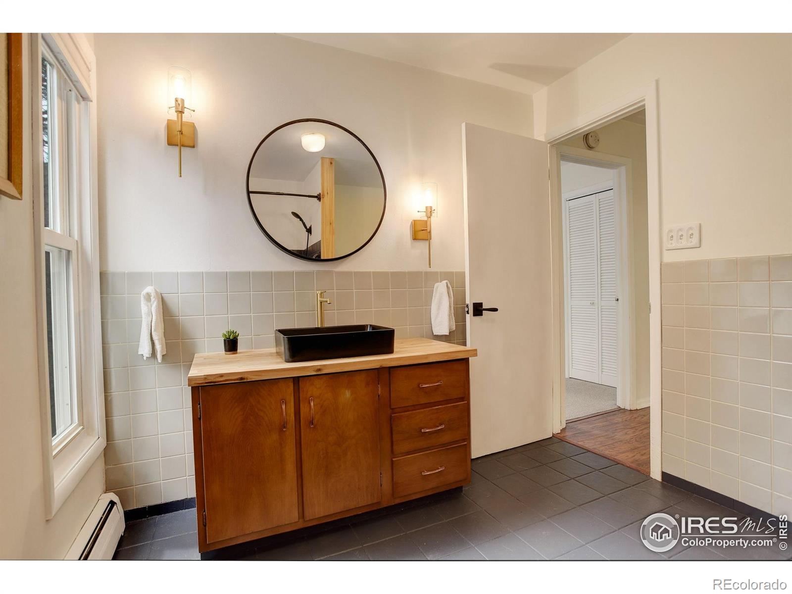 MLS Image #17 for 4  porphyry view,jamestown, Colorado