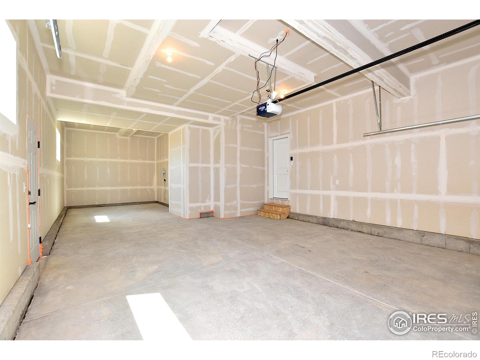 MLS Image #38 for 318  august lane,windsor, Colorado
