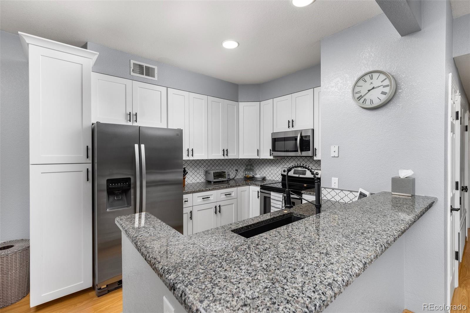 MLS Image #2 for 4385 s balsam street,littleton, Colorado