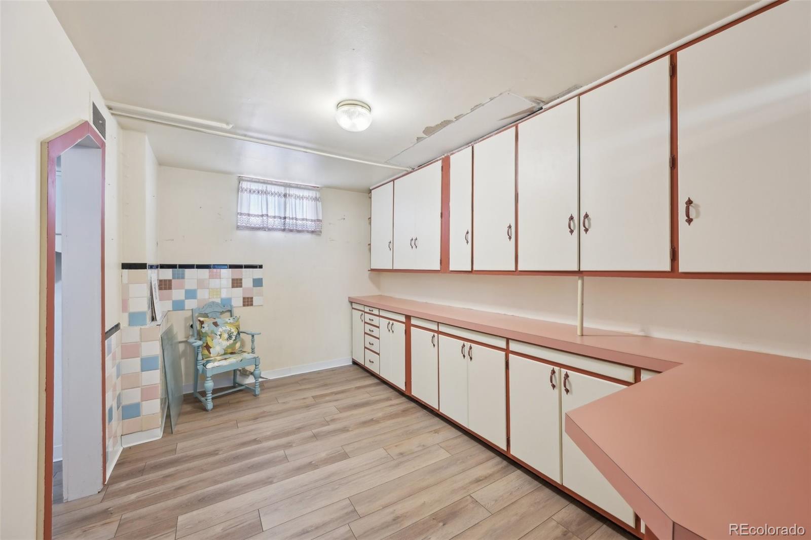 MLS Image #33 for 1055 n 18th street,colorado springs, Colorado