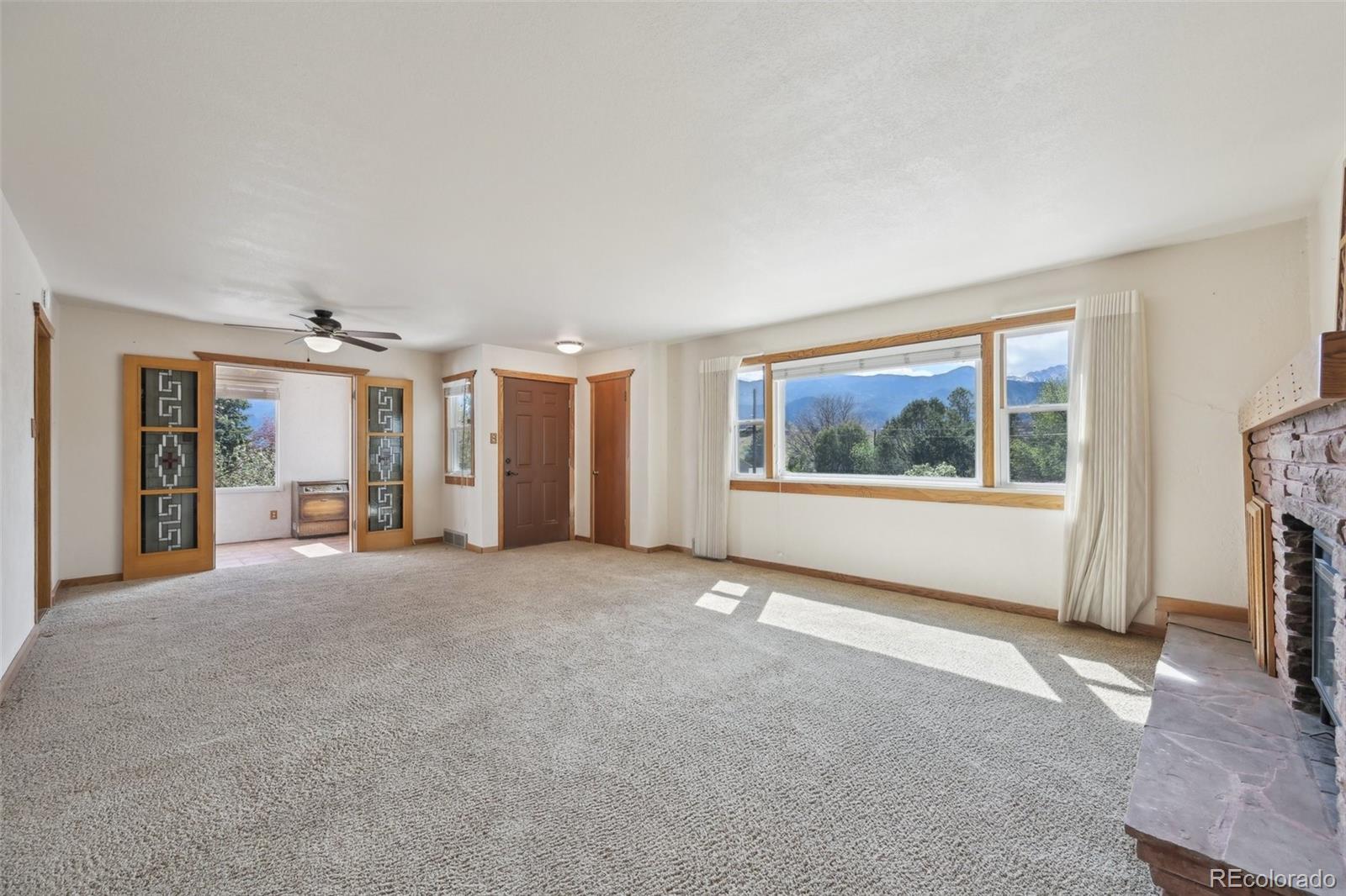 MLS Image #4 for 1055 n 18th street,colorado springs, Colorado