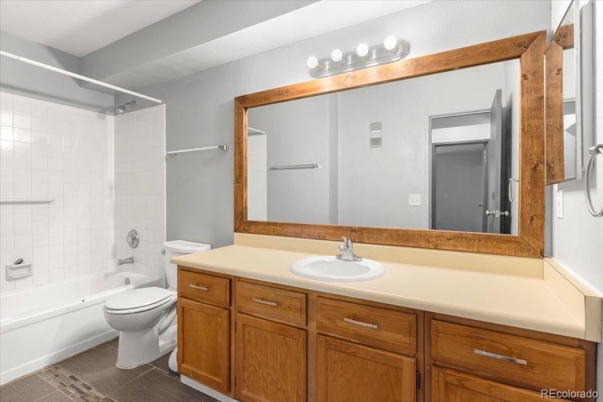 MLS Image #17 for 3334 s ammons street,lakewood, Colorado