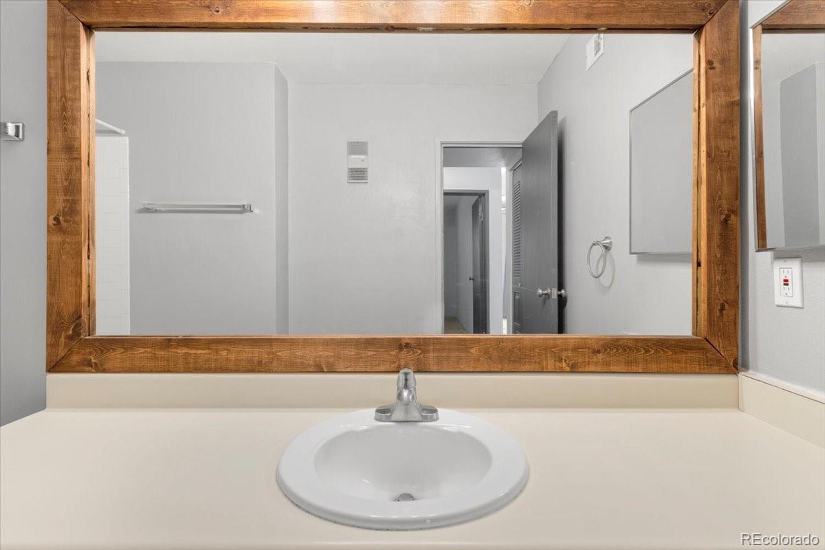 MLS Image #18 for 3334 s ammons street,lakewood, Colorado