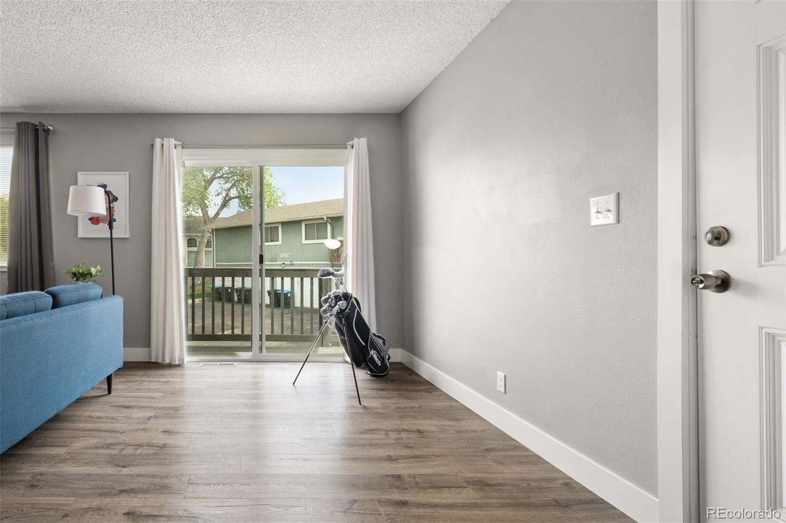 MLS Image #31 for 2271  coronado parkway,denver, Colorado