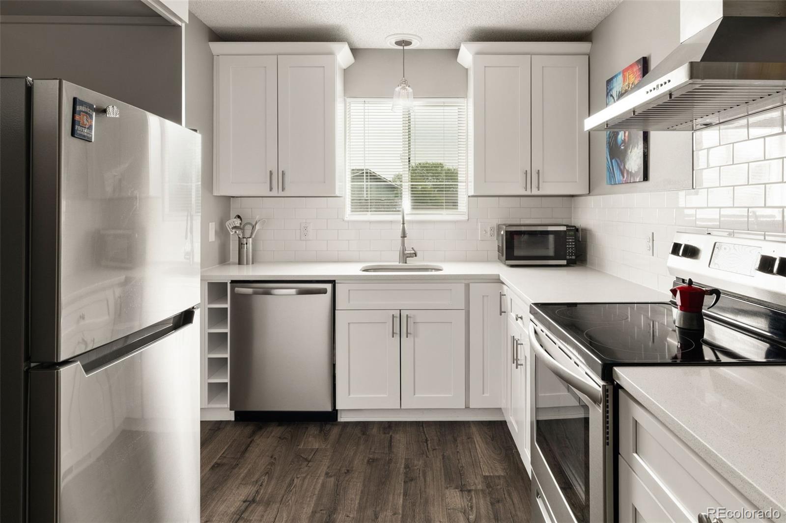 MLS Image #4 for 2271  coronado parkway,denver, Colorado