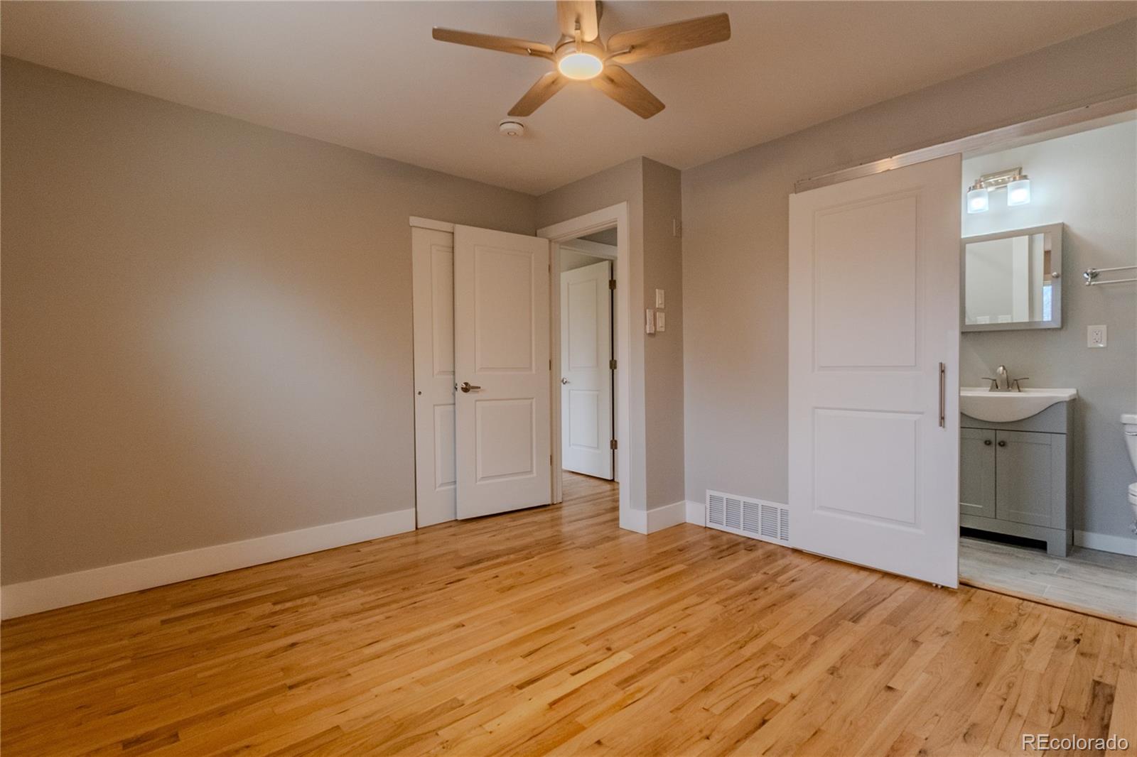 MLS Image #18 for 1601 s glencoe street,denver, Colorado