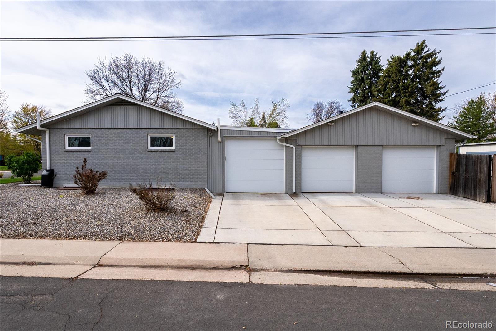 MLS Image #30 for 1601 s glencoe street,denver, Colorado