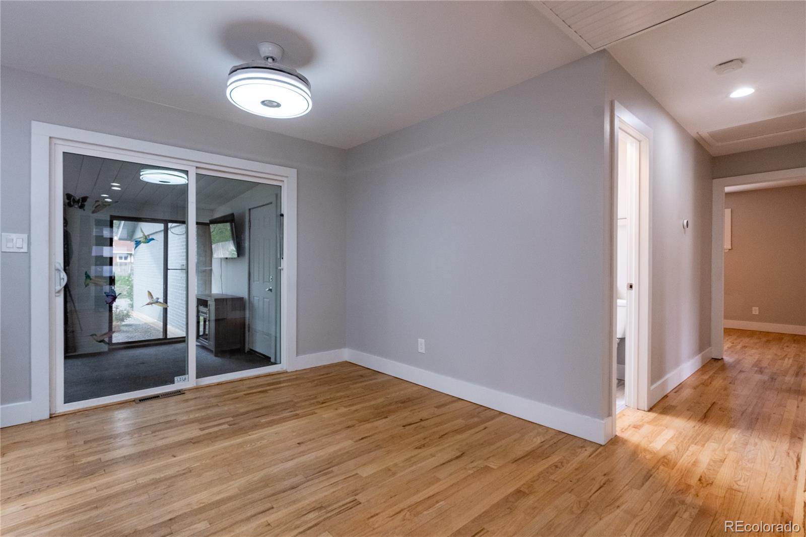 MLS Image #9 for 1601 s glencoe street,denver, Colorado