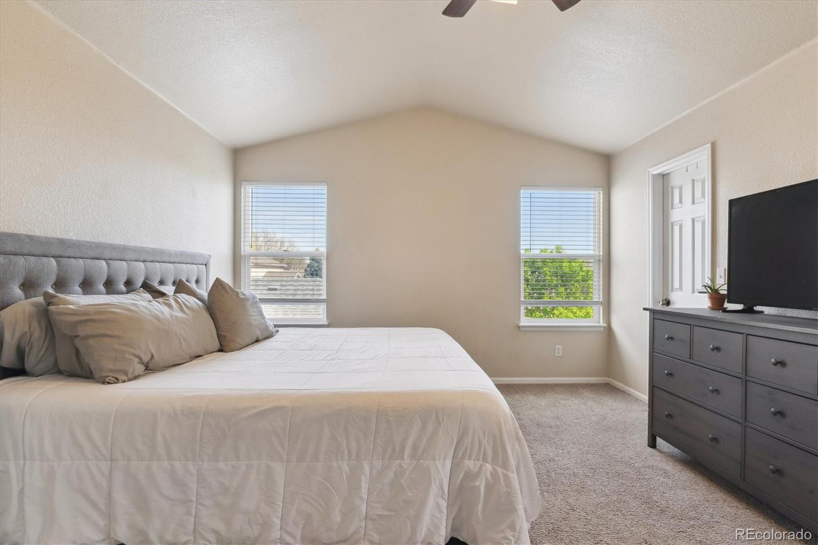 MLS Image #12 for 10517  madison street,thornton, Colorado