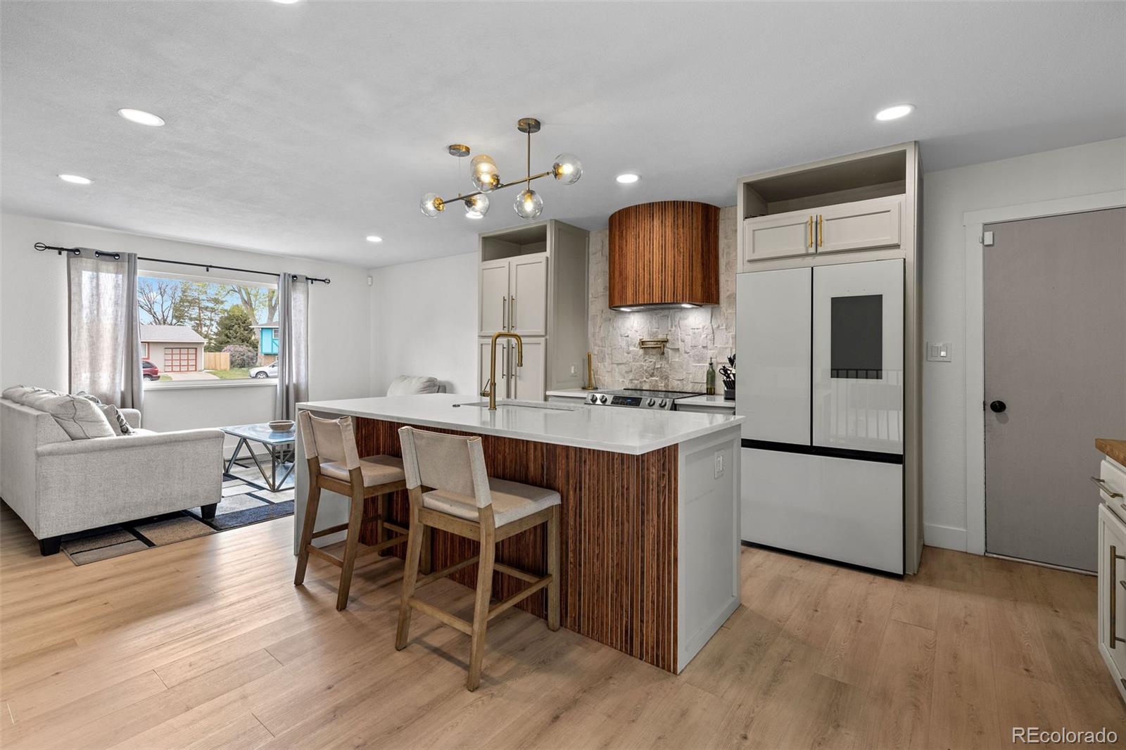 MLS Image #2 for 690 s newark court,aurora, Colorado