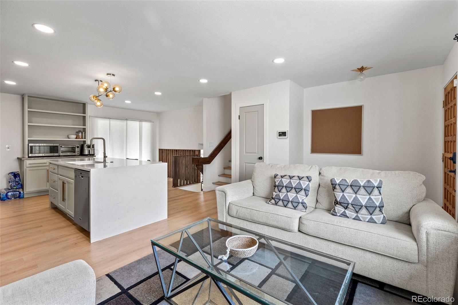 MLS Image #9 for 690 s newark court,aurora, Colorado