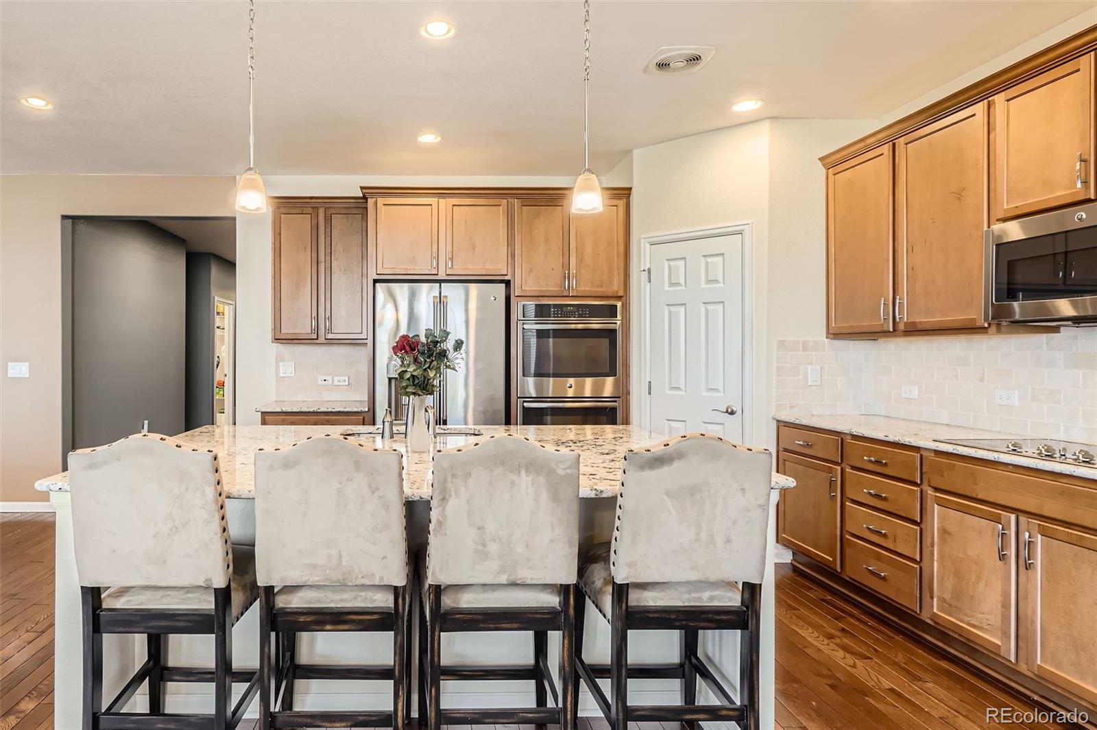 MLS Image #13 for 25561 e 5th place,aurora, Colorado