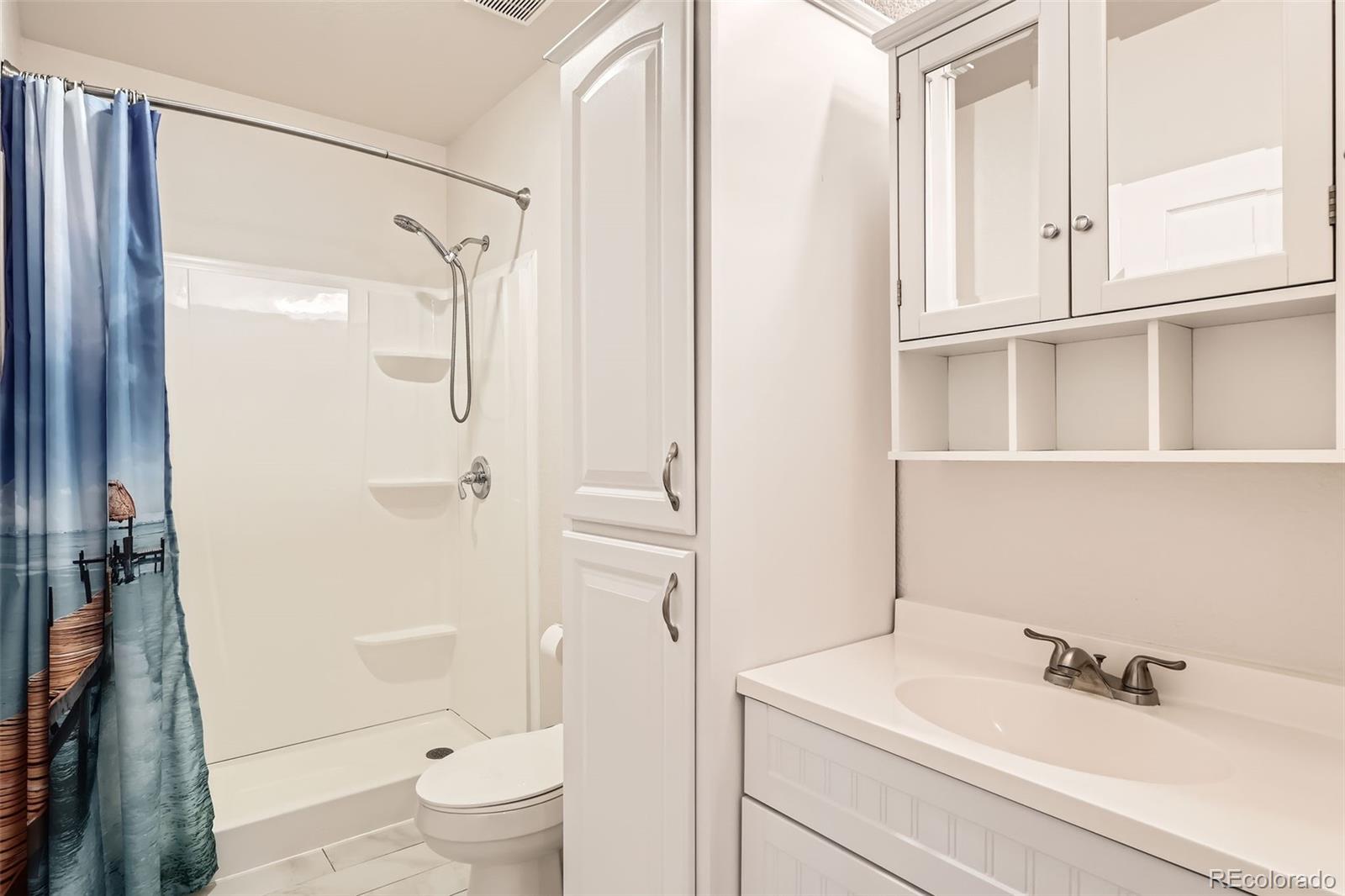 MLS Image #33 for 25561 e 5th place,aurora, Colorado