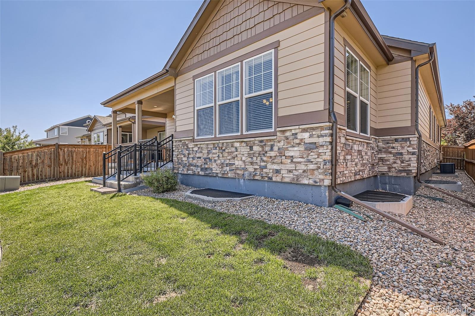 MLS Image #46 for 25561 e 5th place,aurora, Colorado
