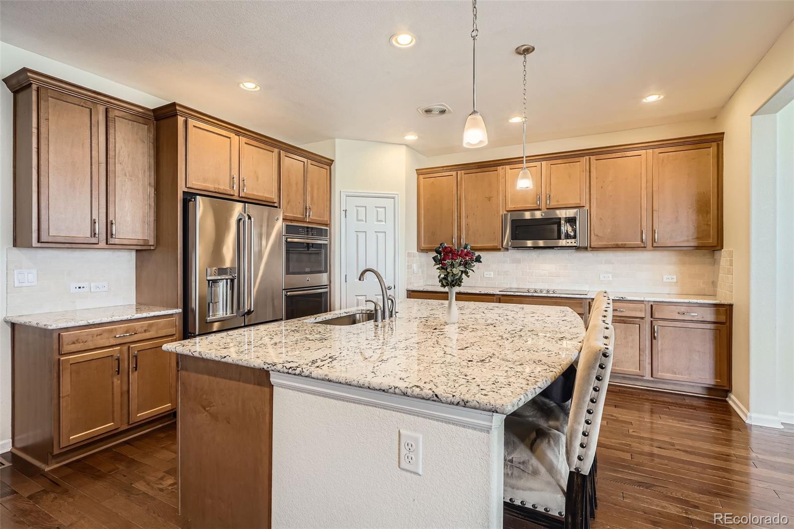 MLS Image #9 for 25561 e 5th place,aurora, Colorado