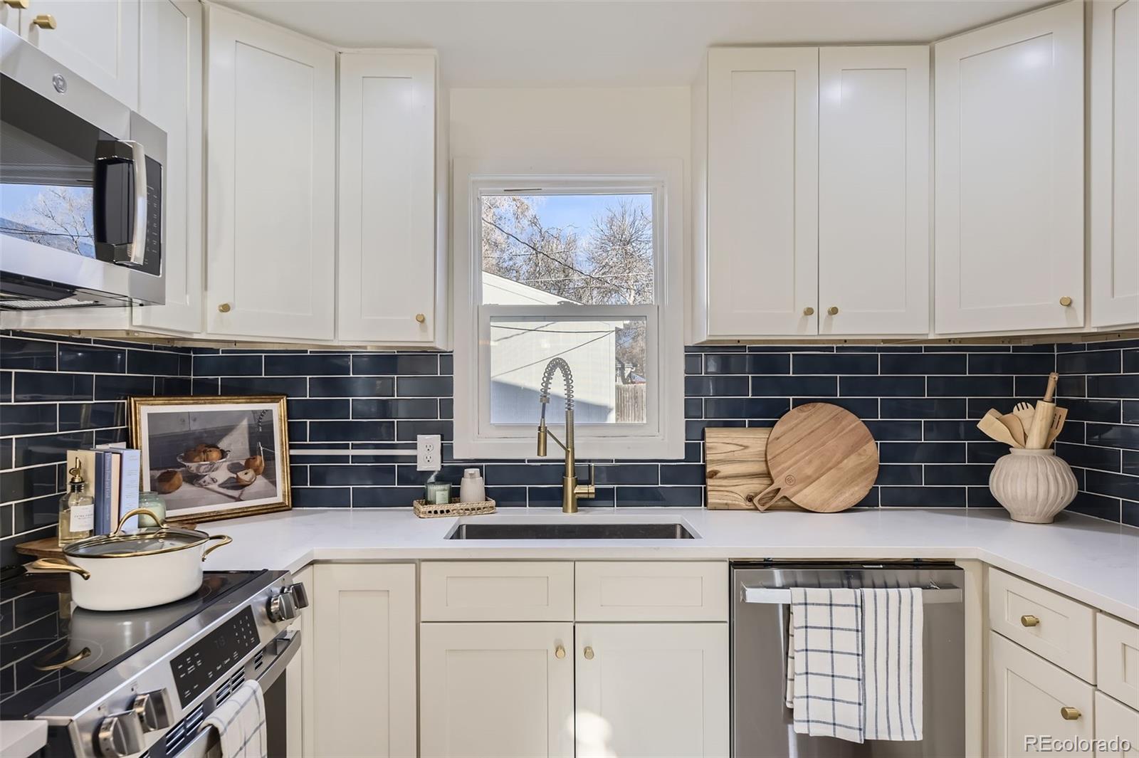 MLS Image #14 for 4874 s lincoln street,englewood, Colorado