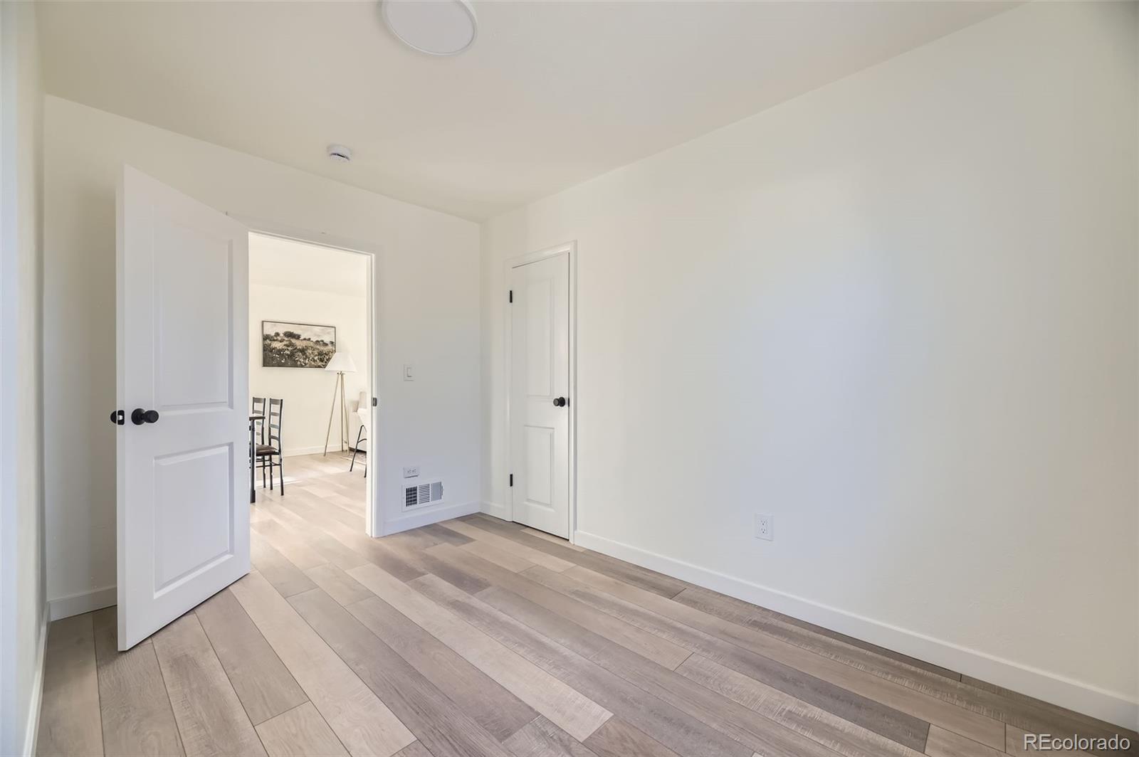 MLS Image #21 for 4874 s lincoln street,englewood, Colorado