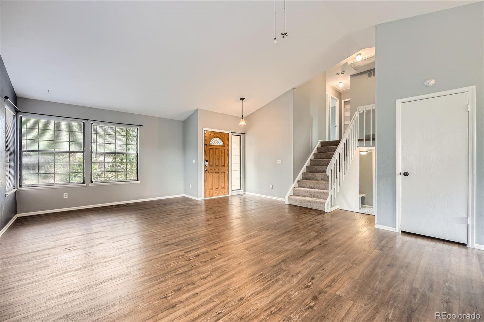 MLS Image #3 for 18984 e kent circle,aurora, Colorado