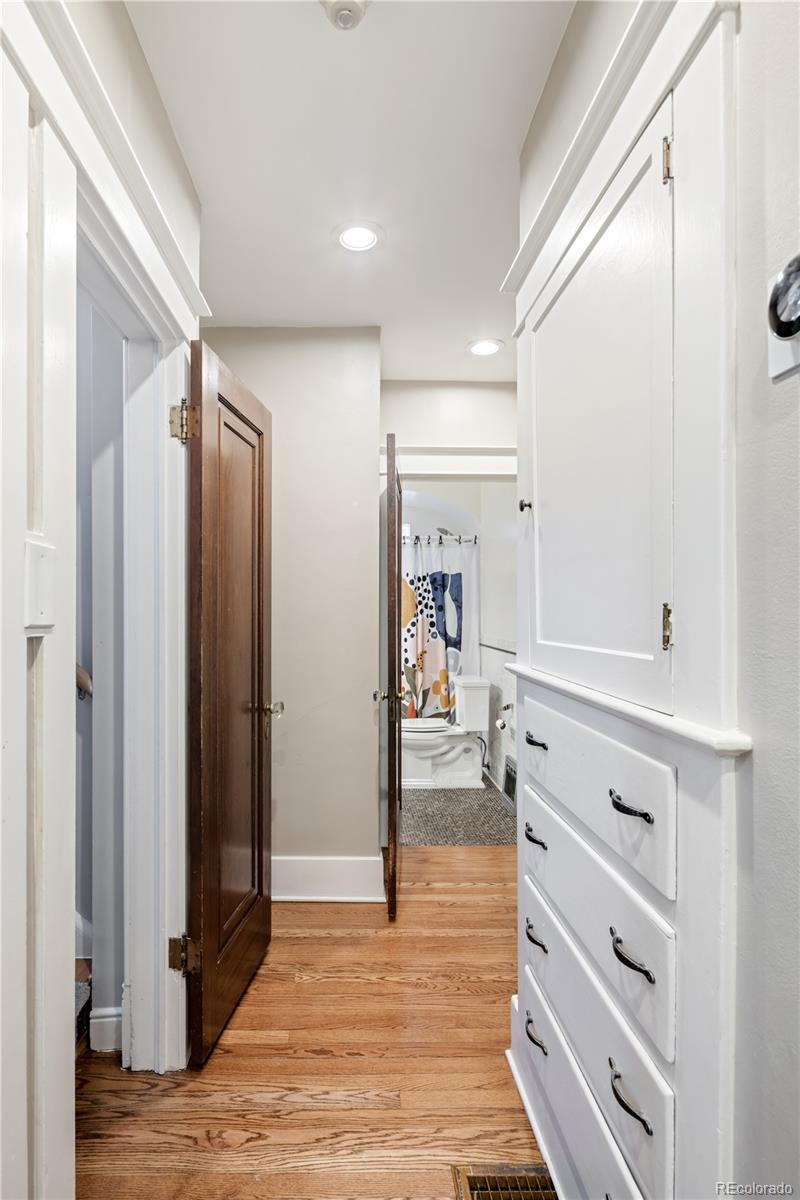 MLS Image #16 for 2591  albion street,denver, Colorado