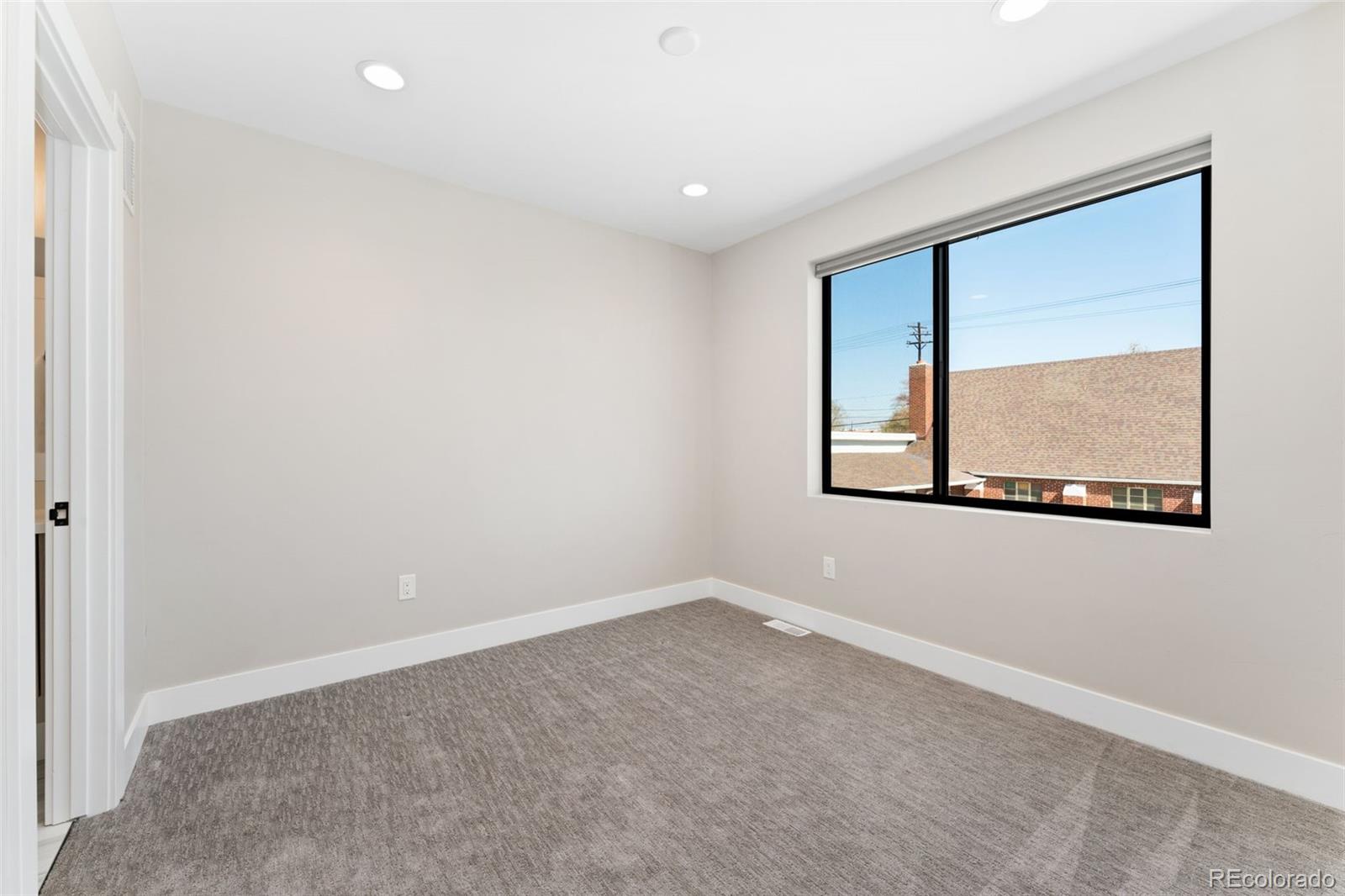 MLS Image #21 for 1385 n king street,denver, Colorado