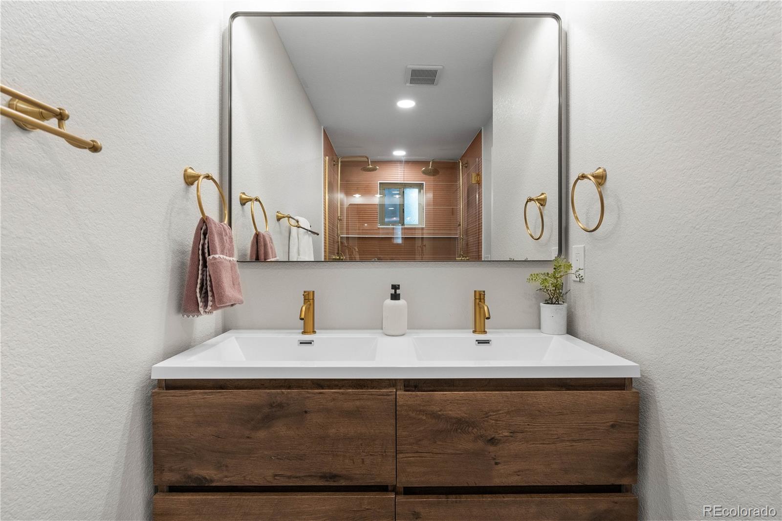 MLS Image #11 for 8079 w 67th avenue,arvada, Colorado