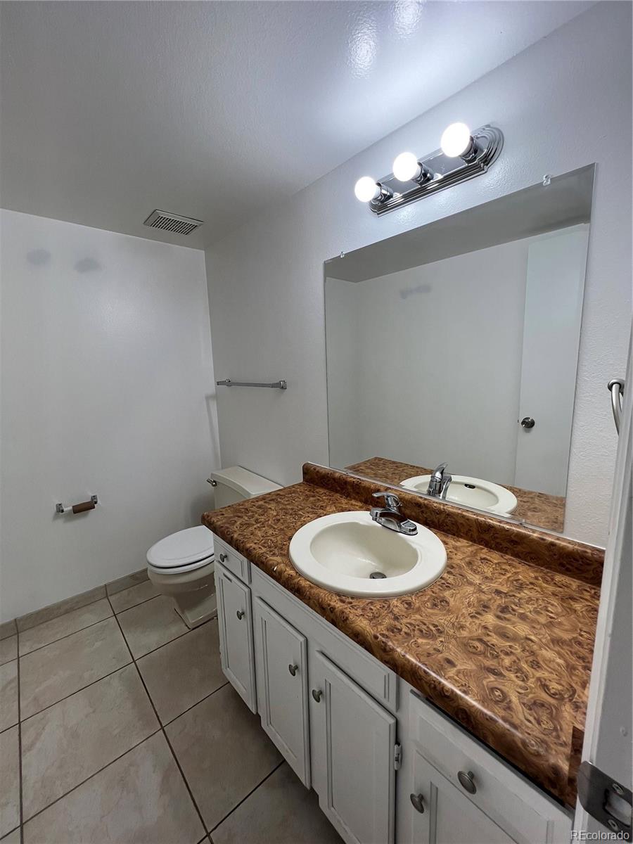 MLS Image #12 for 15983 e loyola drive,aurora, Colorado