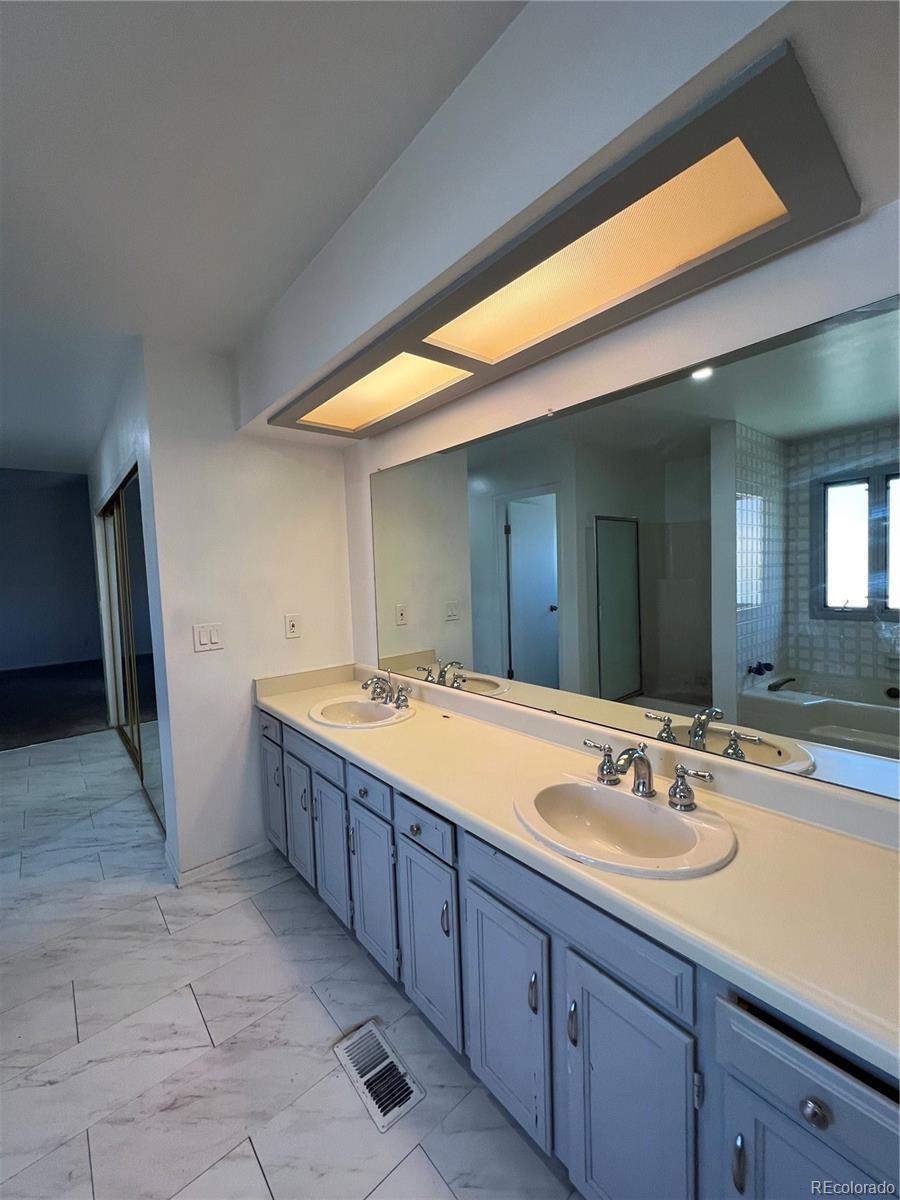 MLS Image #18 for 15983 e loyola drive,aurora, Colorado