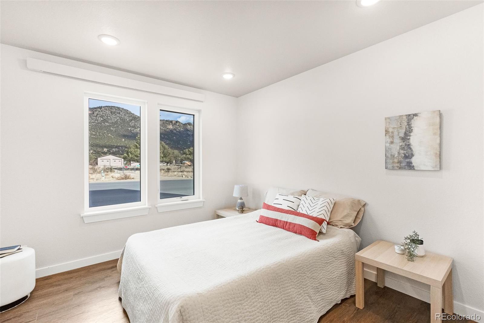 MLS Image #10 for 585 n railroad street,buena vista, Colorado