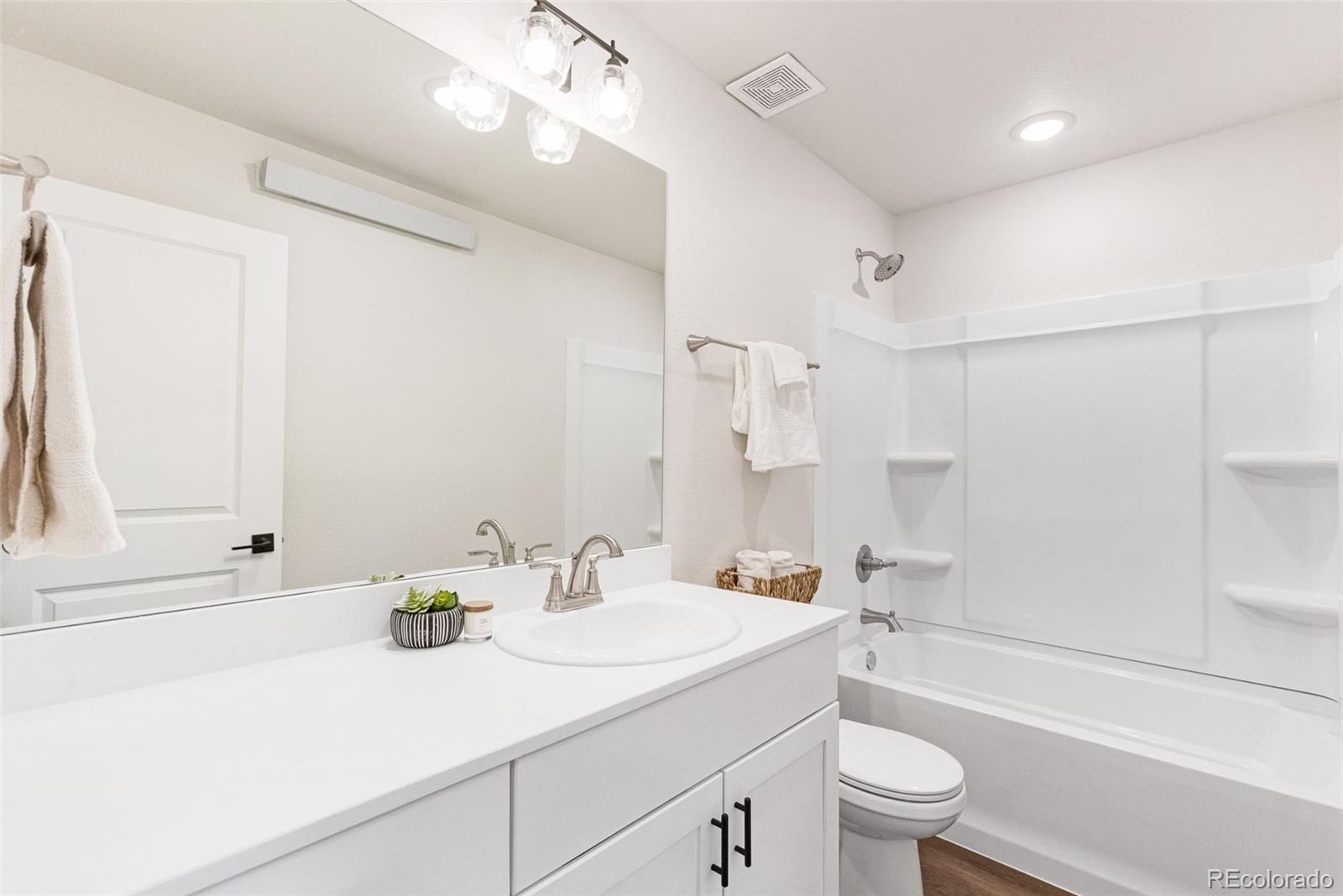 MLS Image #12 for 585 n railroad street,buena vista, Colorado