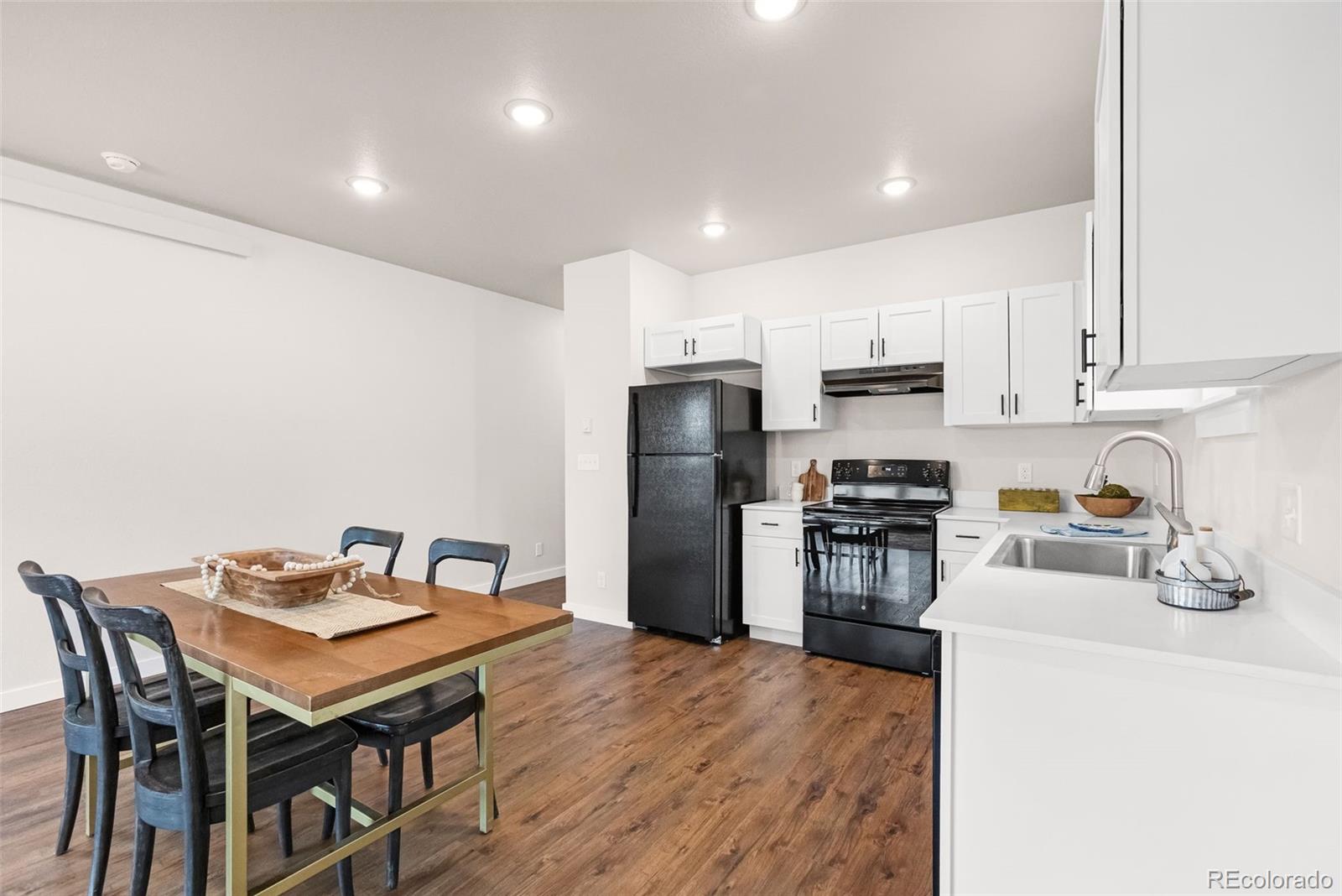 MLS Image #3 for 585 n railroad street,buena vista, Colorado