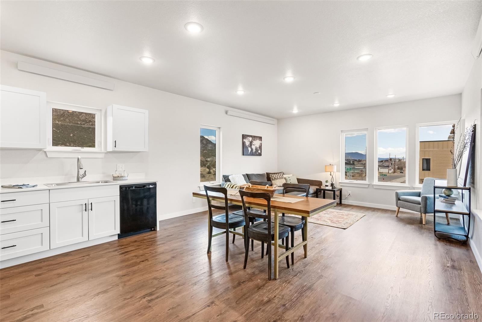 MLS Image #5 for 585 n railroad street,buena vista, Colorado