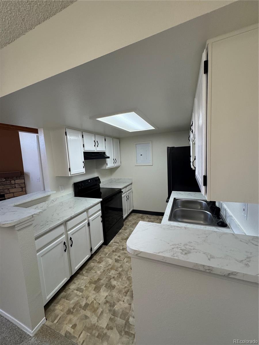 MLS Image #5 for 942 s walden street,aurora, Colorado