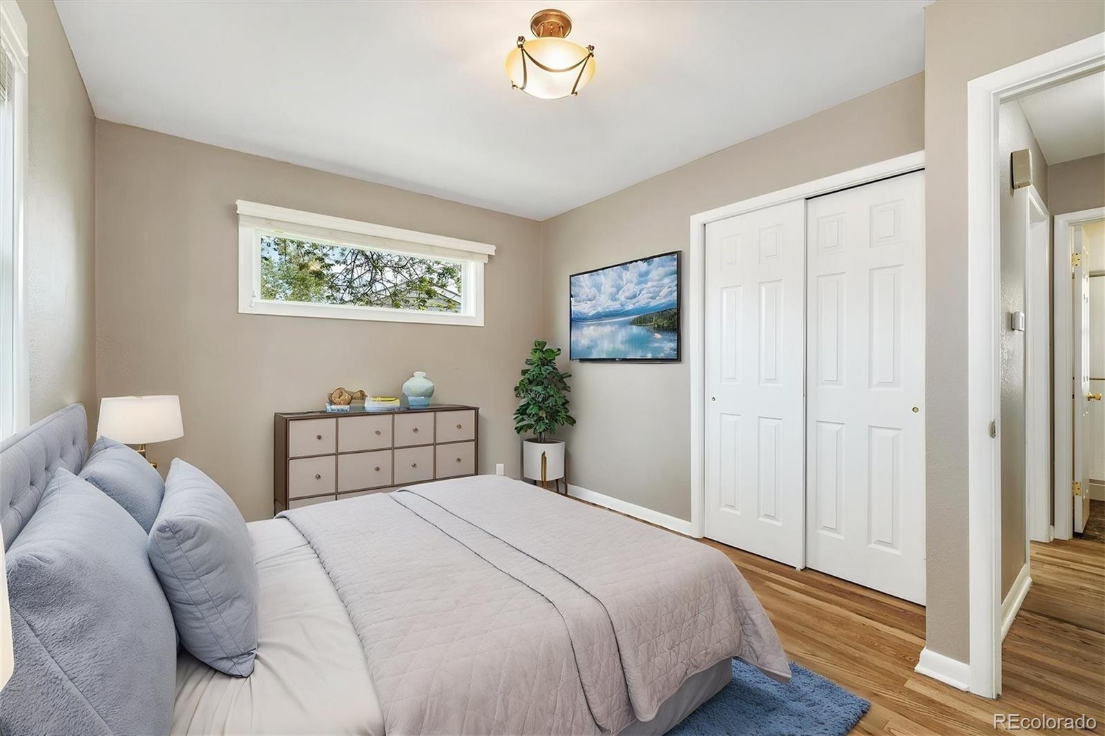 MLS Image #12 for 5142 s pennsylvania street,littleton, Colorado