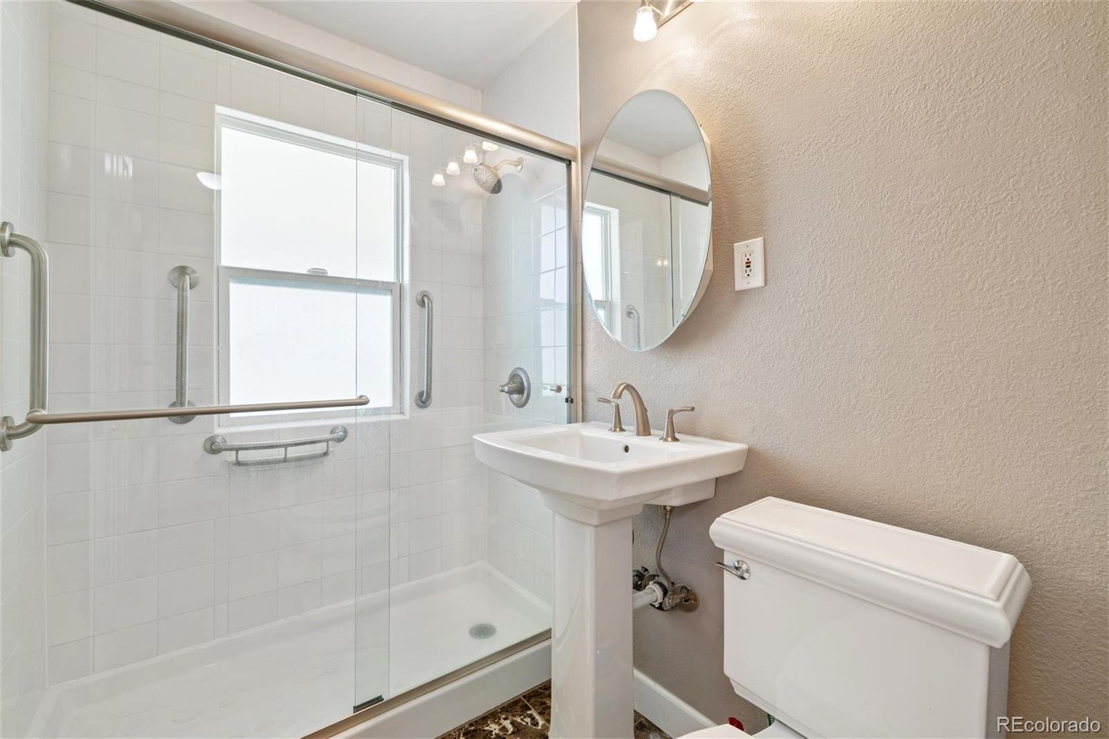 MLS Image #13 for 5142 s pennsylvania street,littleton, Colorado