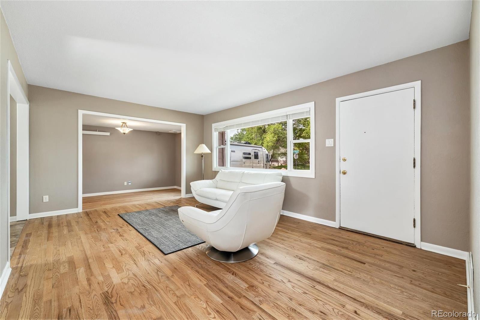 MLS Image #4 for 5142 s pennsylvania street,littleton, Colorado