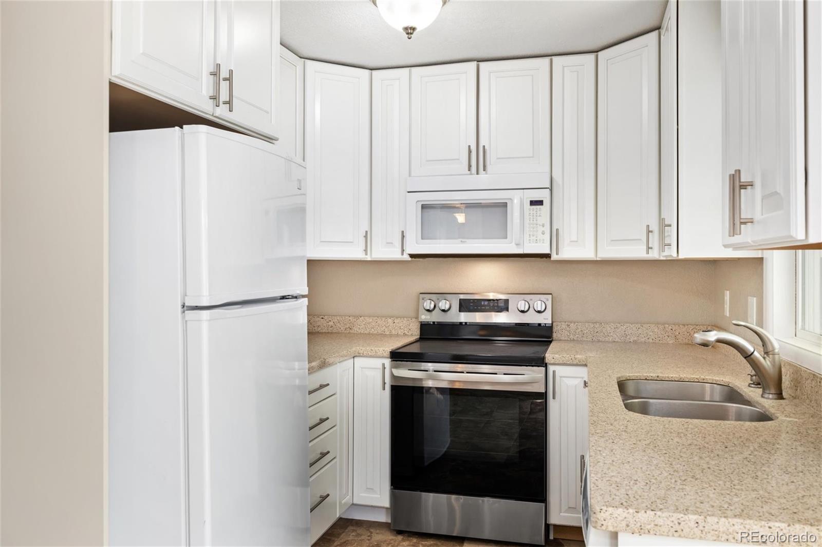MLS Image #9 for 5142 s pennsylvania street,littleton, Colorado