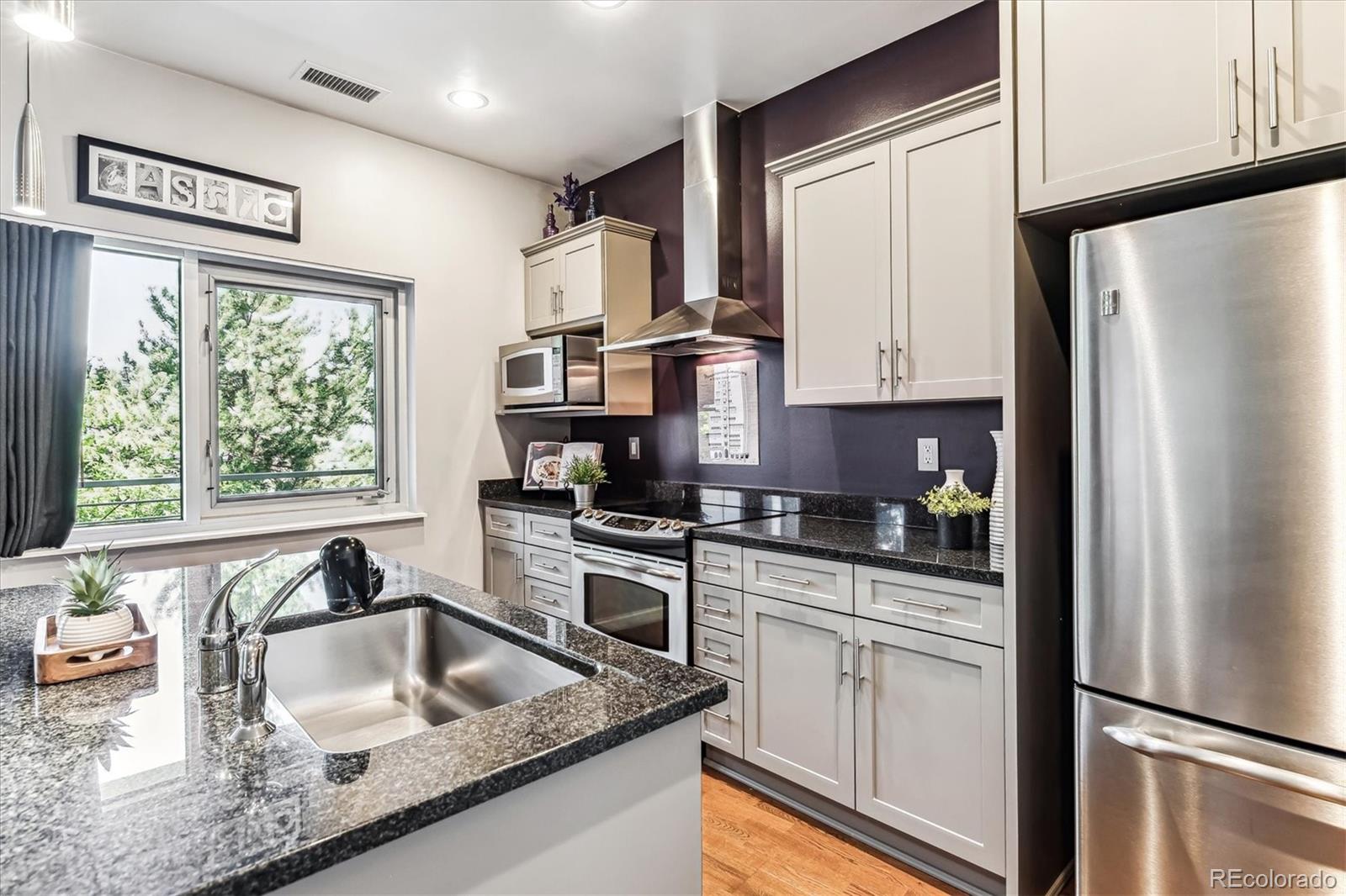 MLS Image #13 for 2958  syracuse street,denver, Colorado