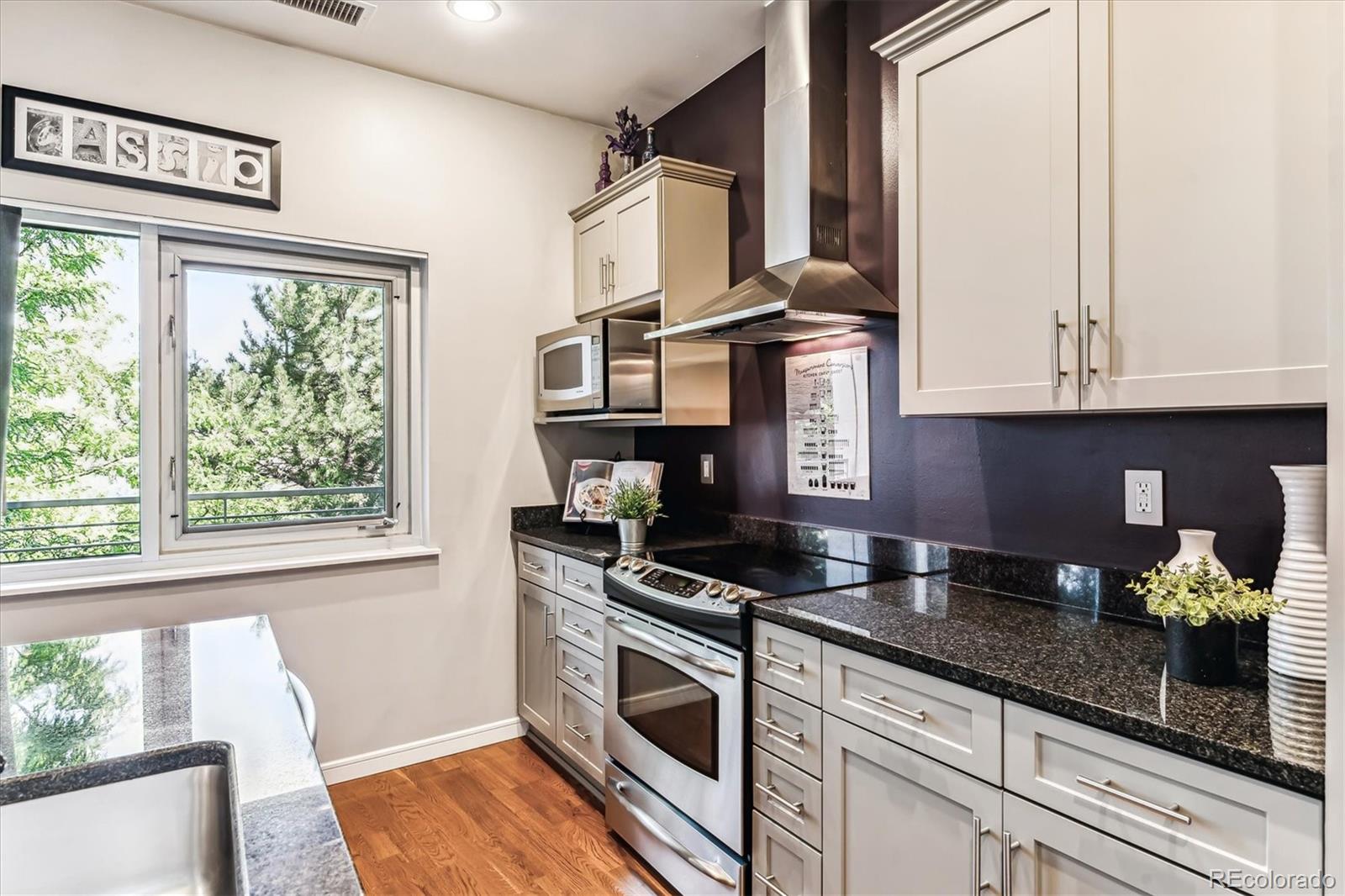 MLS Image #14 for 2958  syracuse street,denver, Colorado