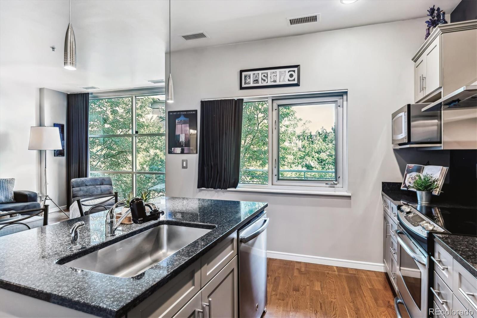 MLS Image #15 for 2958  syracuse street,denver, Colorado