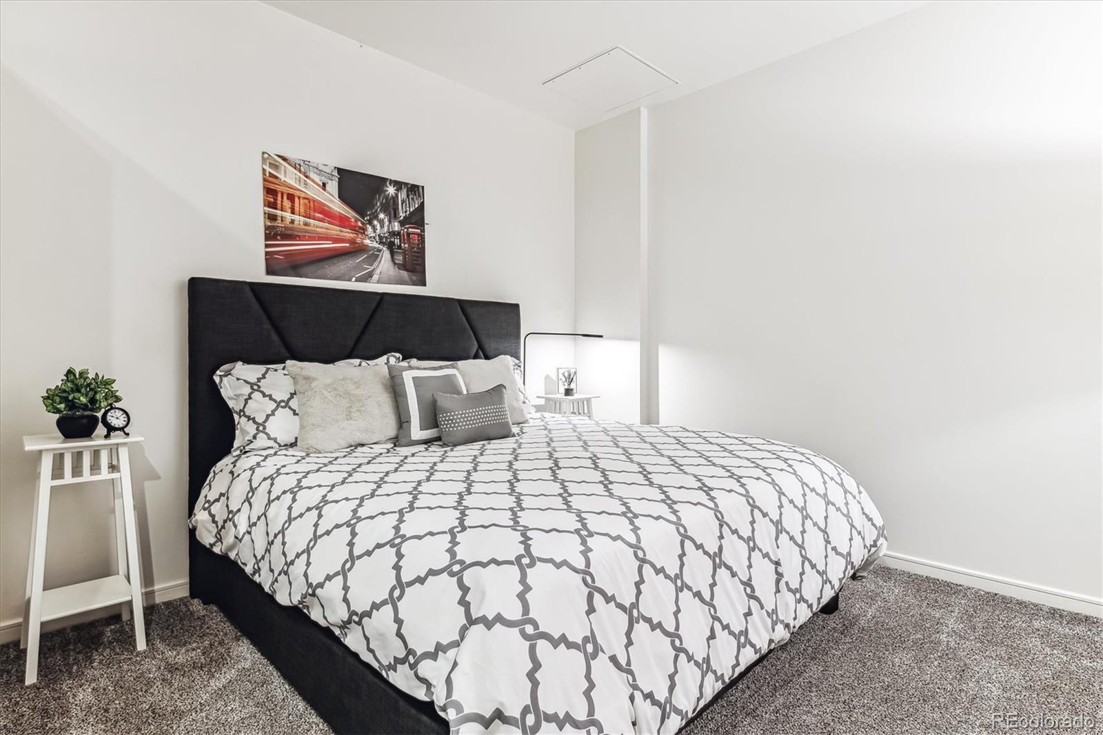 MLS Image #5 for 2958  syracuse street,denver, Colorado