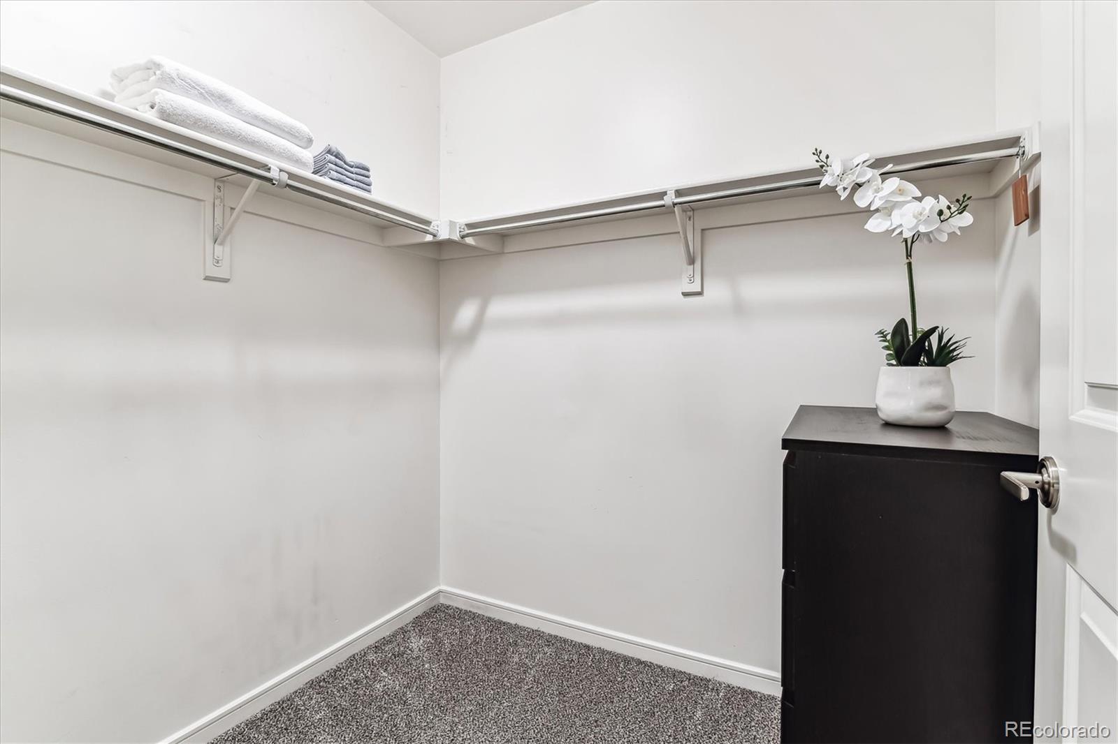 MLS Image #6 for 2958  syracuse street,denver, Colorado
