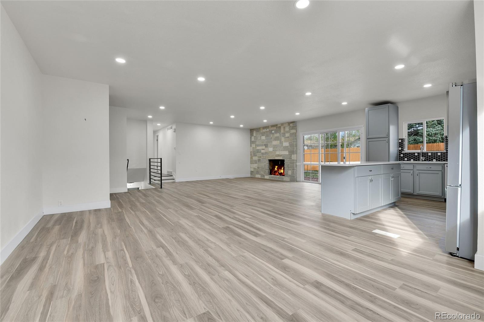 MLS Image #13 for 5224  scranton court,denver, Colorado