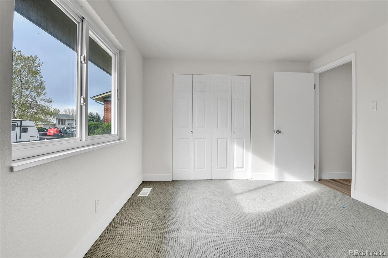 MLS Image #15 for 5224  scranton court,denver, Colorado